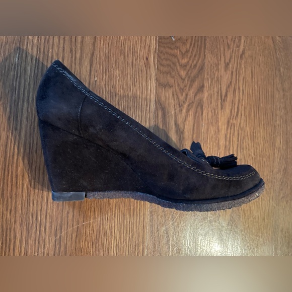 VINTAGE STUART WEITZMAN Lovely Brown Suede Tassel Square Toe Wedge Loafers 8.5M. - Picture 5 of 11